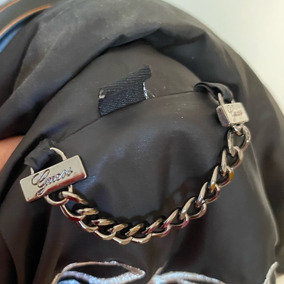 Guess black puffer coat jacket - Picture 5 of 16